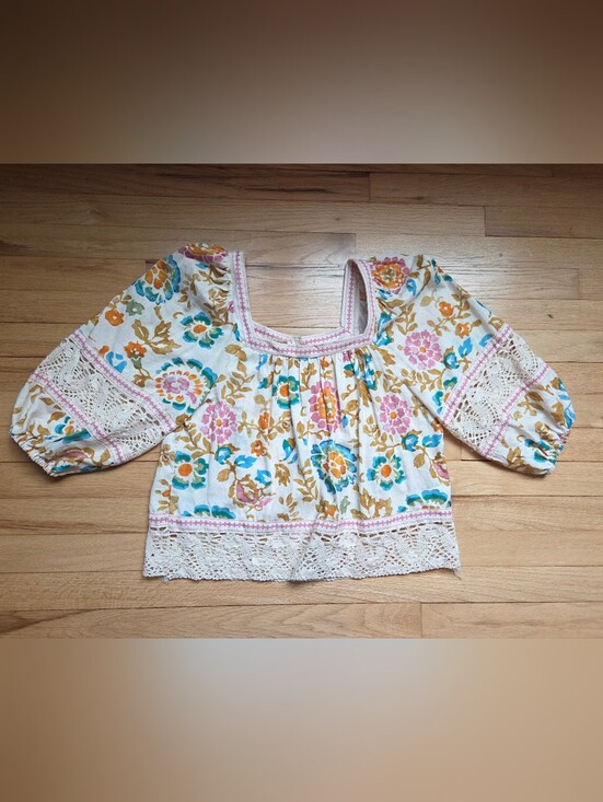 Christian Siriano Tops - Christian Siriano Floral Cream Blouse with Pink, Teal & Gold Accents